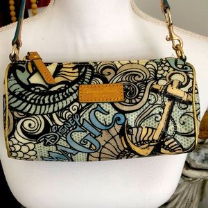 Disney Dooney Fantasy mini barrel